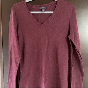 GAP V-Neck Sweater Soft Knit Pullover